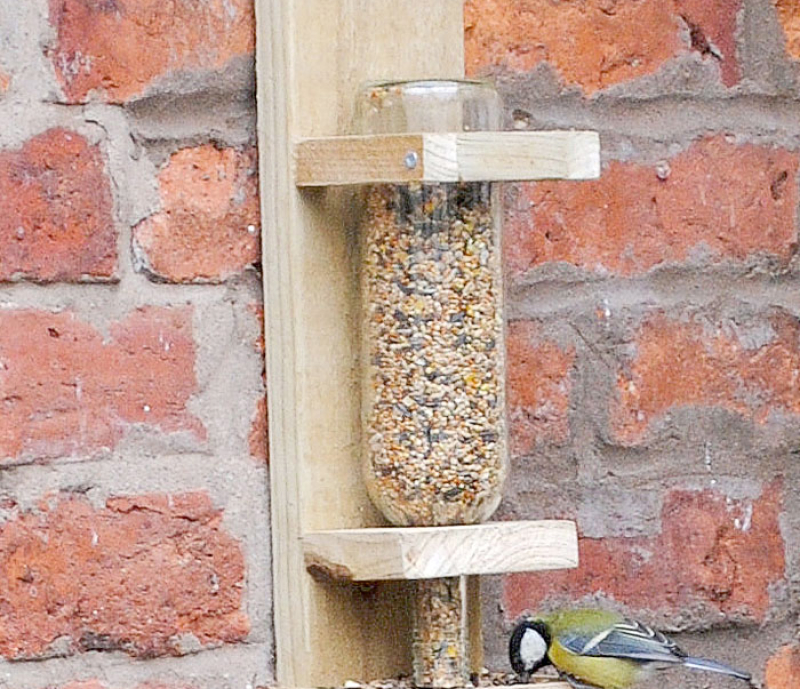 Кормушка для птиц