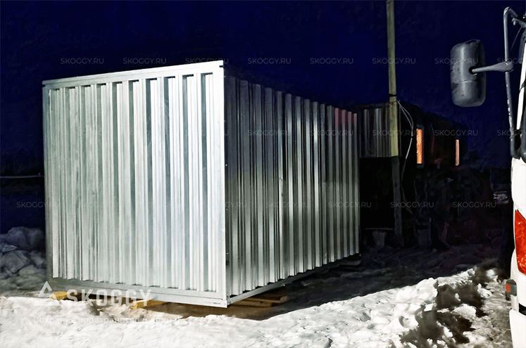 Металлический хозблок