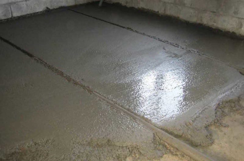 Бетонный пол в гараже