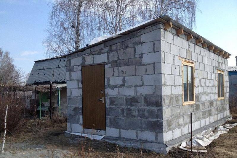 Хозблок из пеноблоков