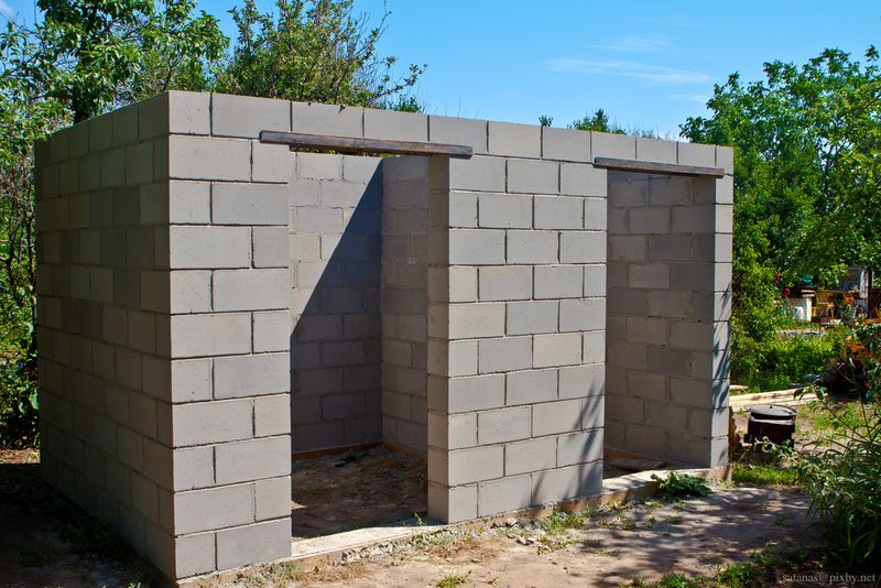 Хозблок из газобетона
