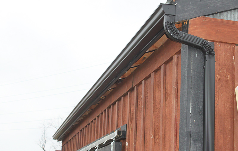 Водосток на гараж