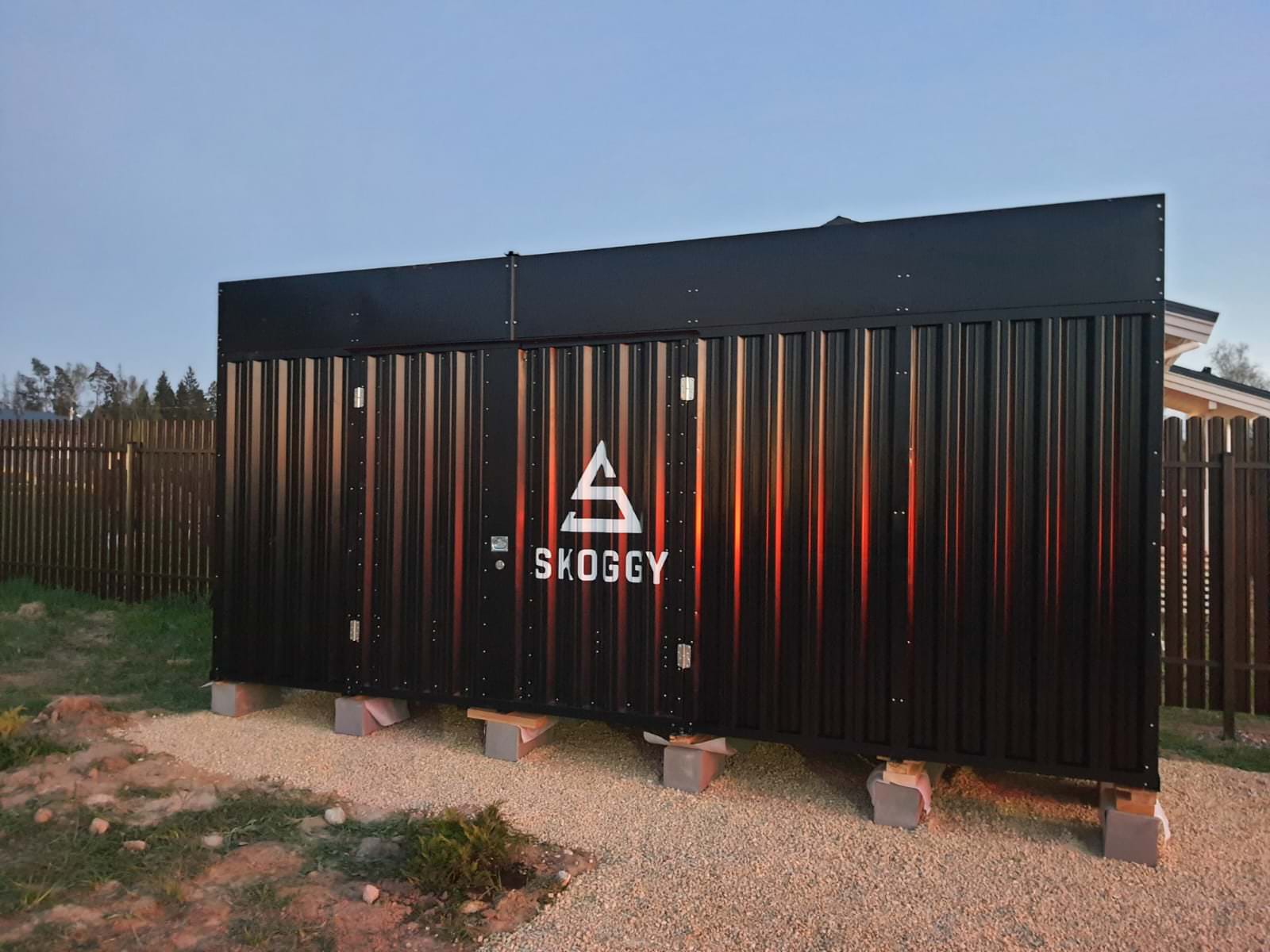 Огненный блок контейнер Skoggy