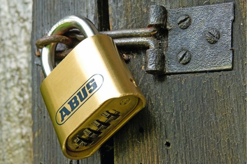 Навесные и кодовые