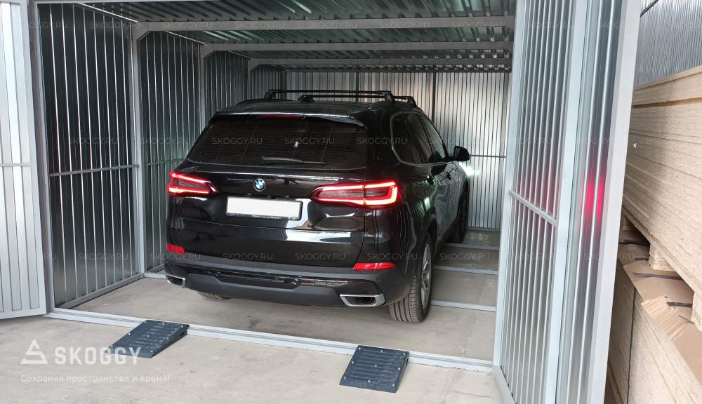 Гараж из профильной трубы