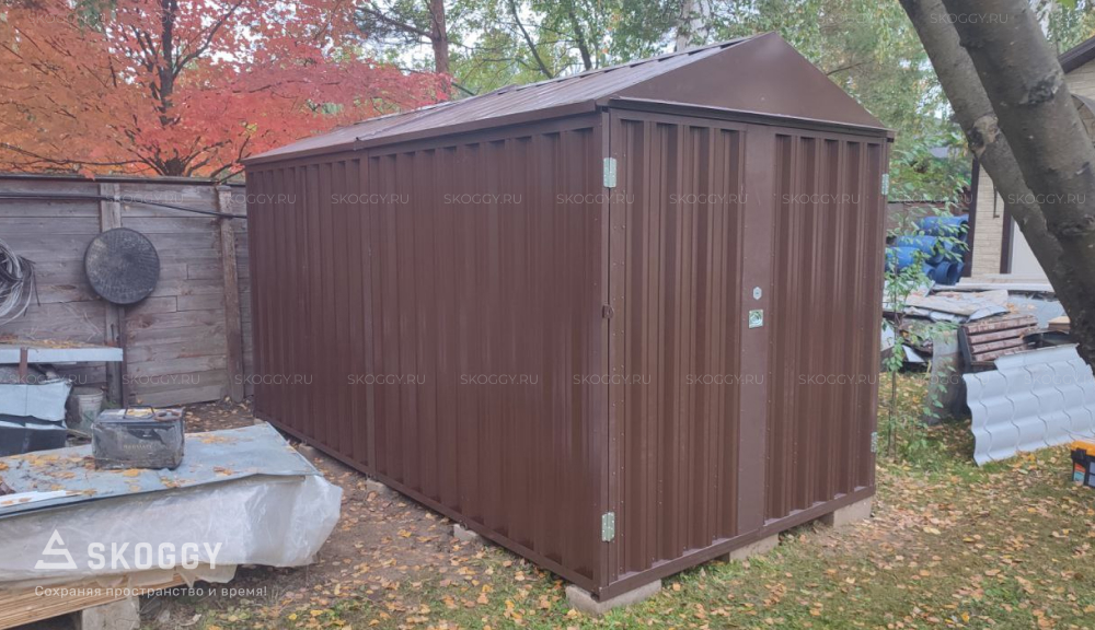 Сарай на загородном участке