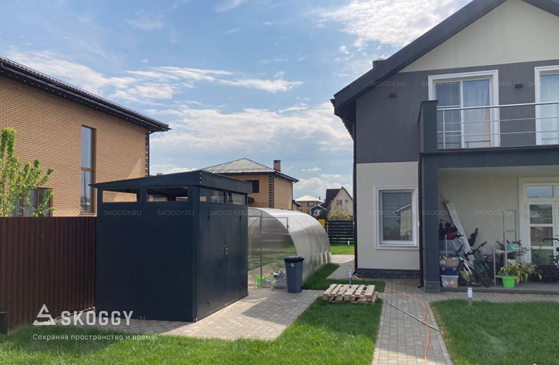 Преимущества железных хозблоков