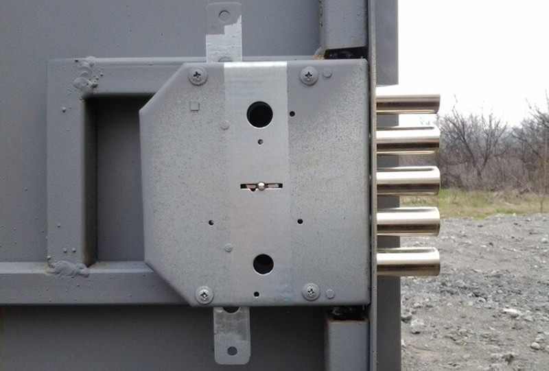 Замок для гаража