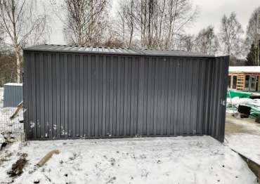 Современный графитовый хозблок для инвентаря и снегоуборочной техники в КП Вельга Парк, Клин