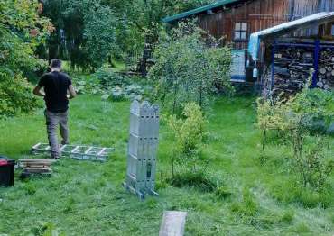 Практичный хозблок для хранения в двойной расцветке в СНТ Московский художник