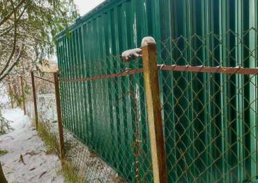 Современный хозблок для хранения в сочном зеленом цвете в дер. Воротово, Волоколамский р-н, МО