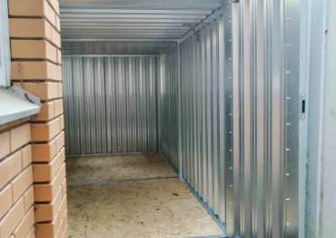 Прочный хозблок для садовых принадлежностей в цинковом цвете в пос. Ильинский, Раменский р-н, МО