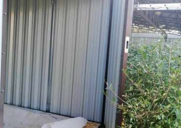 Современный хозблок для хранения садового инвентаря в шоколадном цвете в пос. Часцы, Одинцовский р-н, МО