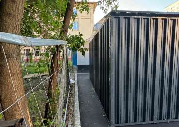 Современный хозблок для инвентаря на территорию колледжа, г. Москва