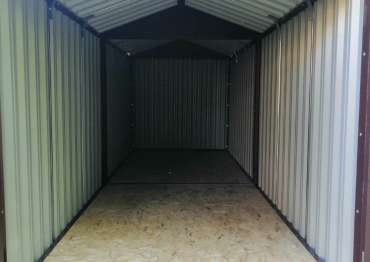 Вместительный хозблок с двускатной крышей для садовой техники в комбинированной расцветке в р.п. Фряново, МО