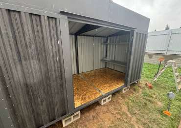 Хозблок в двух цветах для заказчика в дер. Красная Горка, г. Мытищи, МО