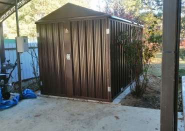 Хозблок с двускатной крышей и воротами в дер. Крюково, г.о. Мытищи, МО