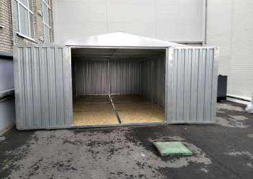 Гараж с двускатной крышей в пос. Смирновка, г.о. Солнечногорск, МО