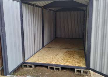 Вместительный гараж в дер. Вахонино, Конаковский м.о, Тверская обл.