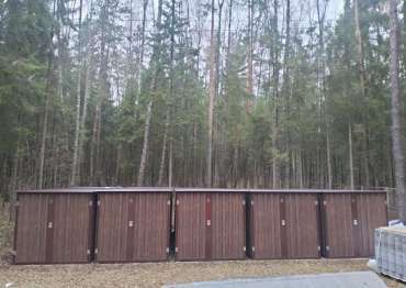 Хозблоки в расцветке "под дерево" в дер. Салтыково, Тарусский р-н, Калужская обл.