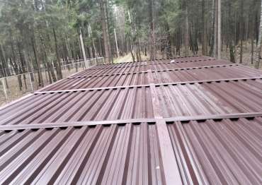 Хозблоки с плоской крышей в дер. Салтыково, Тарусский р-н, Калужская обл.