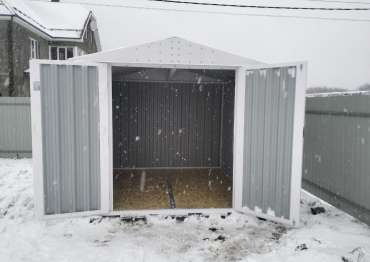 Хозблок с двускатной крышей в дер. Яковлево, Дмитровский г.о, МО