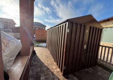 Яркий хозблок в дер. Крюково, г.о. Мытищи, МО